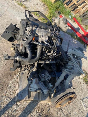 Do koszyka Silnik w komplecie Audi A4 B7 8EC