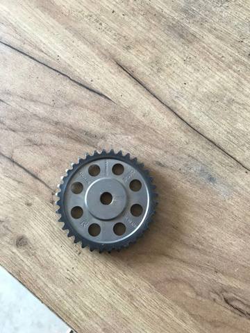 03C109571F VAG Koło zębatewalcowe wałka rozrządu silnika