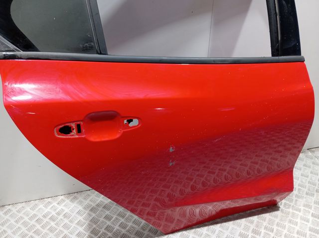 Drzwi tylne prawe Ford Focus IV hatchback (HN) (2018 - 2026) cena, od 708,27 USD