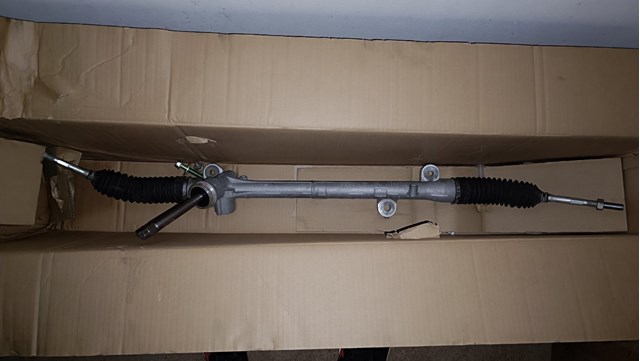 Do koszyka KB7W32110A Mazda Listwa kierownicza (maglownica)