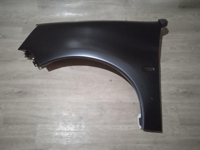 Błotnik przedni lewy Polcar 2351011