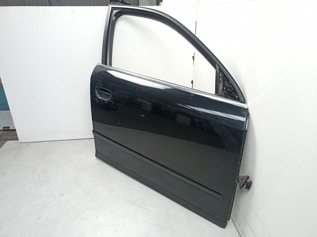 Drzwi przednie prawe do Audi A4 B7 8EC