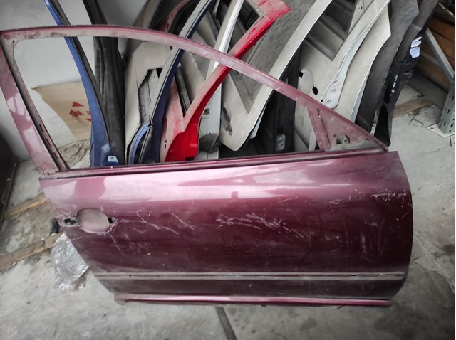 Do koszyka Drzwi przednie prawe Skoda SuperB II 3T4