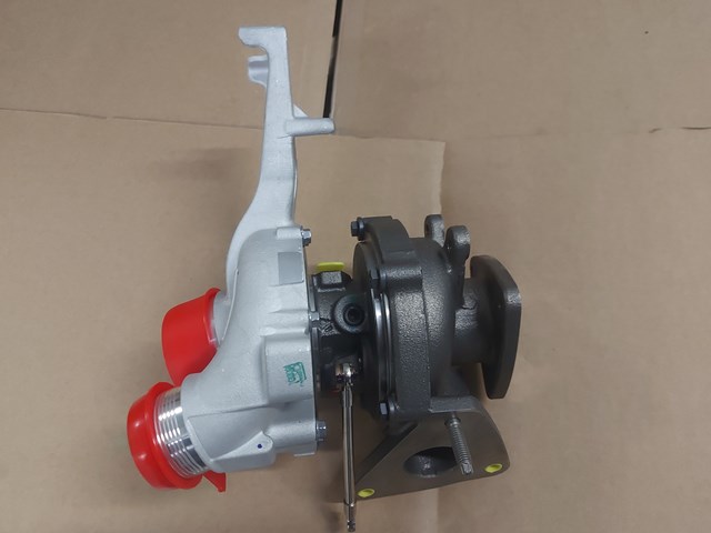 Turbina Land Rover LR038044 cena, od 478,94 USD