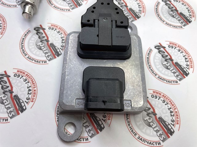 Do koszyka A000905851187 Mercedes Czujnik tlenków azotu NOX tylny