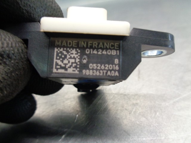 Czujnik AIRBAG przedni Renault (RVI) 988363TA0A