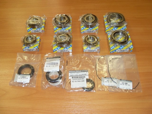 Mechaniczna skrzynia biegów w komplecie 8200546200 Renault (RVI)