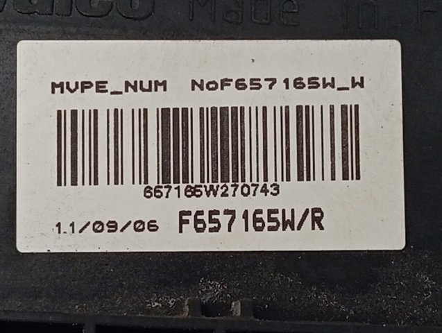 Podgrzewacz elektryczny powietrza układu ogrzewania salonu F657165W Renault (RVI)
