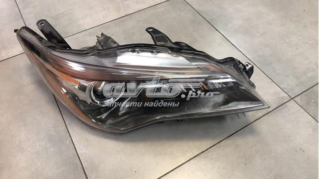 Reflektor prawy 8111006C70 Toyota