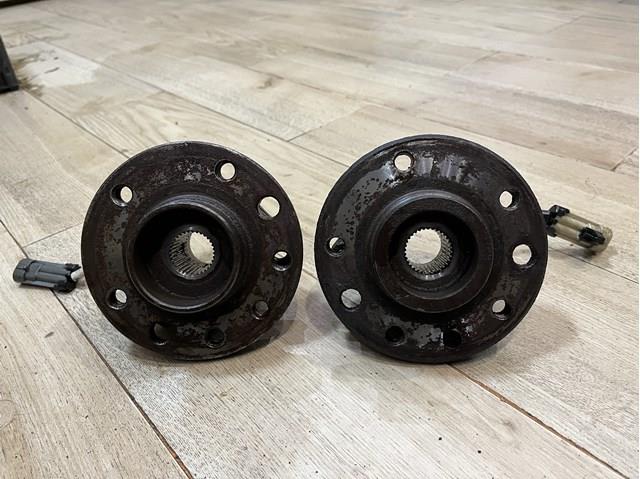 Piasta przednia General Motors 9117622 cena, od 52,91 USD