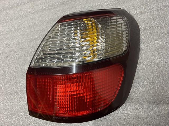 Do koszyka Lampa zespolona tylna prawa Subaru Outback II B12, BE, BH