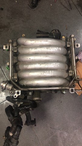 Wtryskiwacz paliwa VAG 078133551BB cena, od 40,80 USD