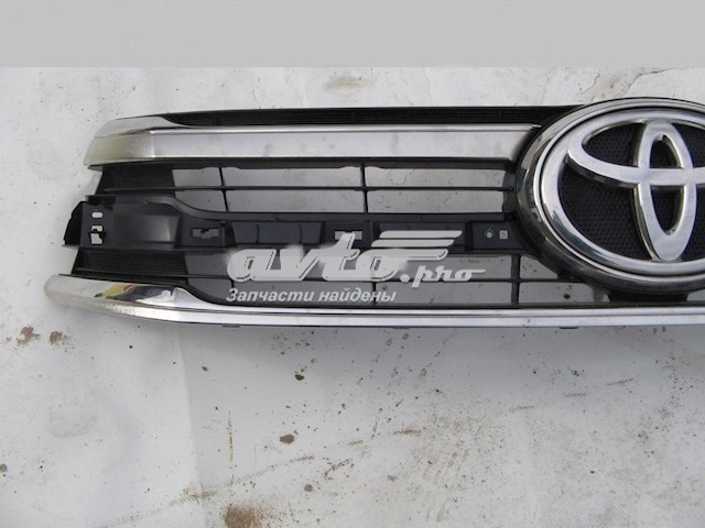 Atrapa chłodnicy 531000KB20 Toyota