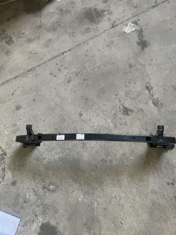 Wzmocnienie zderzaka przedniego 6400L520 Mitsubishi