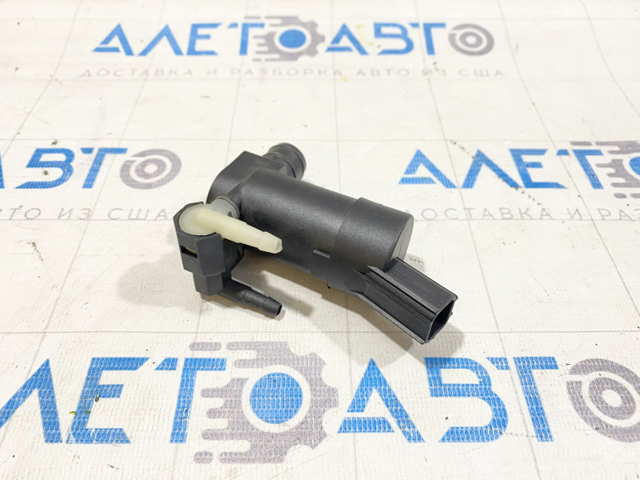 Pompka spryskiwacza szyby przedniej/tylnej FP2813RK2 FPS