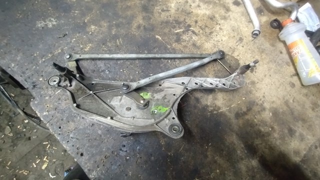 Mechanizm wycieraczek Renault Laguna II hatchback (BG0, BG1) (2001 - 2007) cena, od 66,96 USD