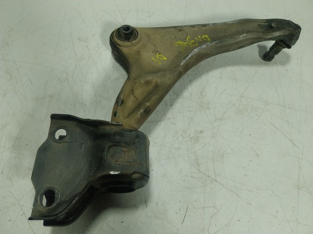 Wahacz zawieszenia przedniego dolny lewy Land Rover LR024473