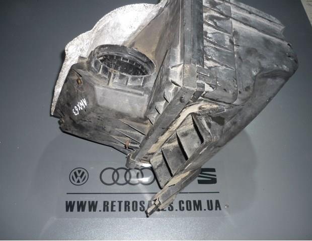  Obudowa filtra powietrza Volkswagen Passat 