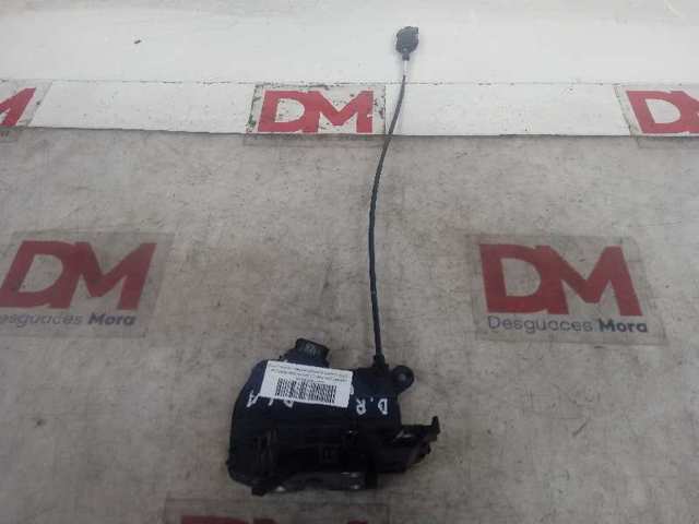 Do koszyka 93457081 Opel Zamek drzwi przednich prawych