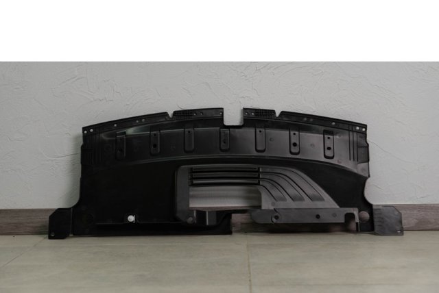 622405NA0A Nissan/Infiniti Nakładka panelu przedniego (osłony chłodnicy) górna