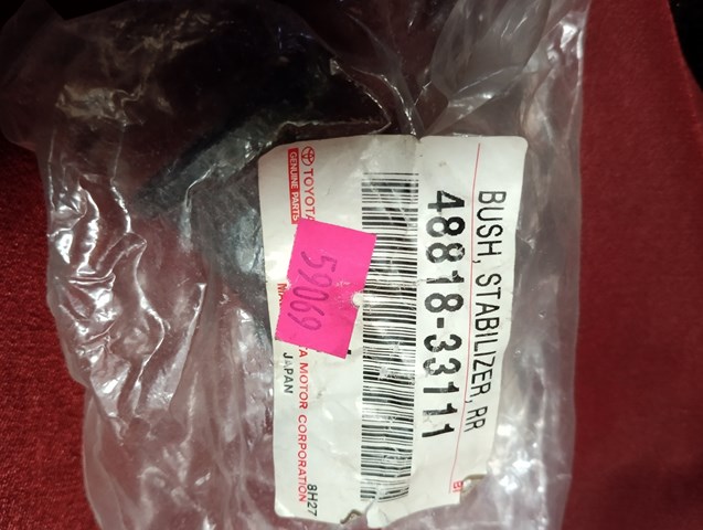 Tuleja stabilizatora tylnego 4881833111 Toyota