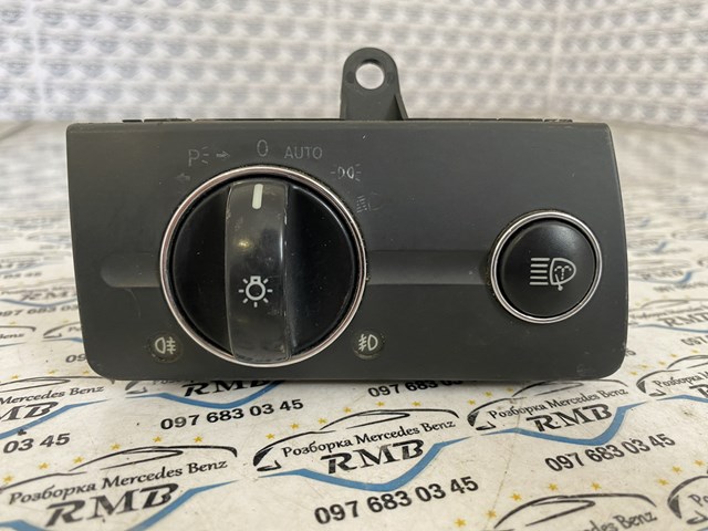 Przełącznik światła reflektorów na "torpedo" A2115450104 Mercedes