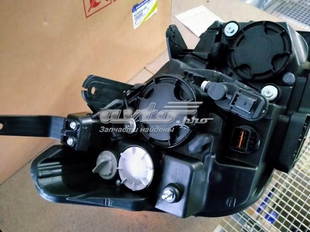 8310534100 Ssang Yong Reflektor lewy