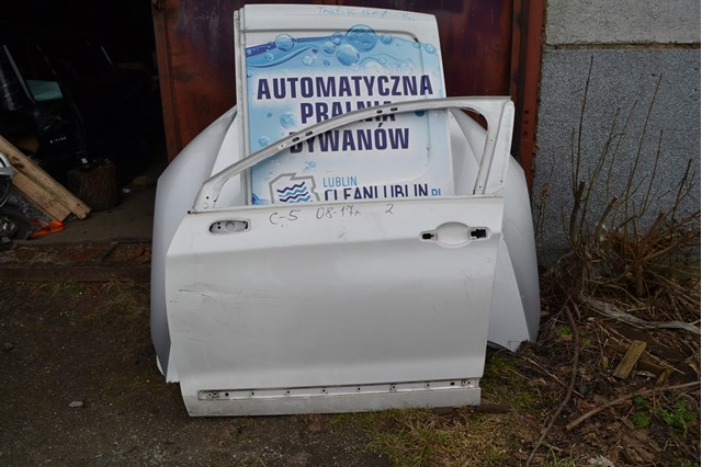 Drzwi przednie lewe Citroen C5 III sedana (RD) (2008 - 2017) cena, od 350,63 USD