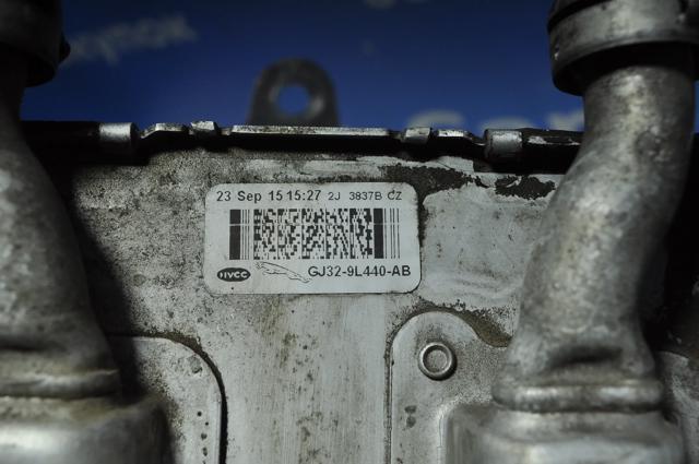 LR072118 Land Rover Chłodnica intercoolera