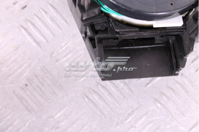 Przełącznik zespolony, w komplecie Nissan Armada SUV (TA60) (2003 - 2026) cena, od 495,13 USD