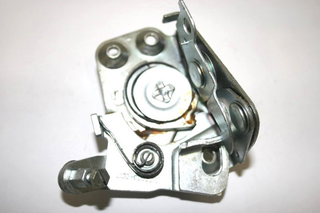 Zamek drzwi tylnych prawych do ВАЗ 2105  