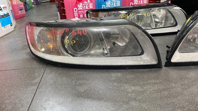 Reflektor lewy 31265694 Volvo