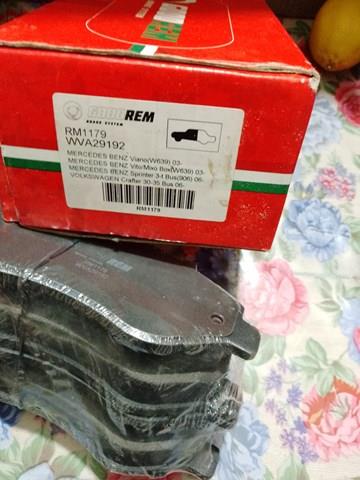 RM1179 Goodrem Klocki hamulcowe przednie tarczowe