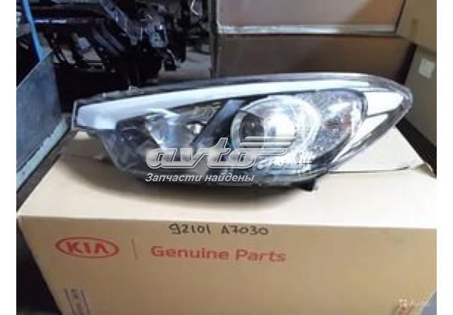 20E334052B TYC Reflektor lewy