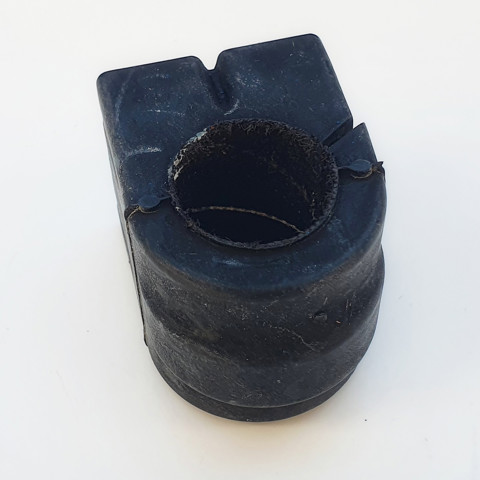 Tuleja stabilizatora przedniego Ford Edge II