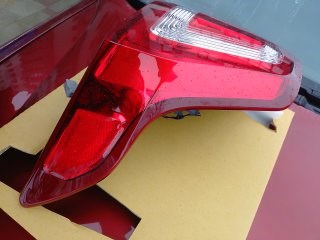 Do koszyka Lampa zespolona tylna lewa Ford Explorer  U5