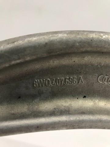 Do koszyka 8W0407696A VAG Wahacz zawieszenia przedniego dolny prawy