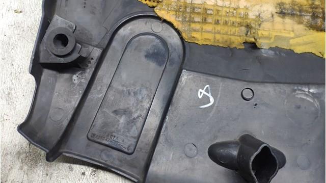 Pokrywa silnika dekoracyjna 8200791916 Renault (RVI)