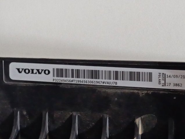 Chłodnica silnika Volvo 32249456 cena, od 508,19 USD