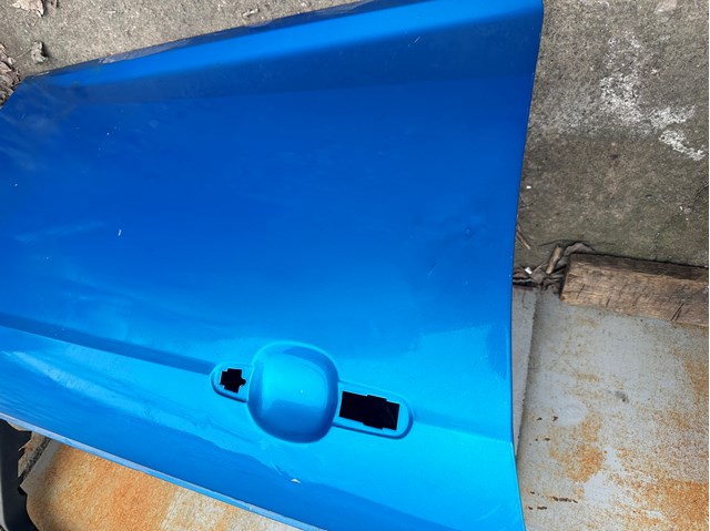 Drzwi przednie prawe 2147844 Ford