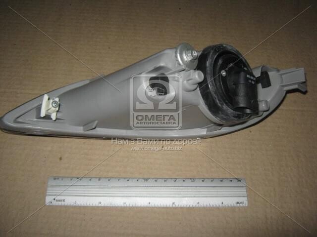 19-5463-05-6B TYC lampa przeciwmgielna prawa