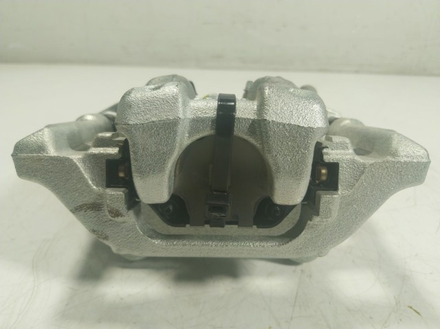 Do koszyka Zacisk hamulcowy tylny prawy Toyota Yaris CROSS MXP