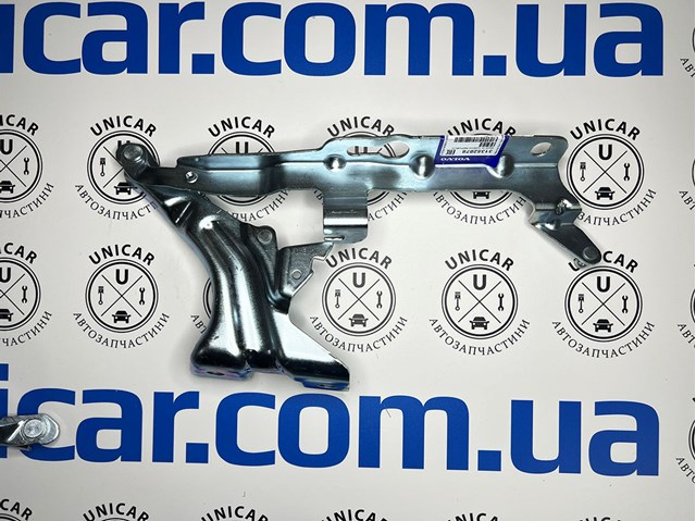 Zawias maski lewy Volvo 31352878 cena, od 108,13 USD
