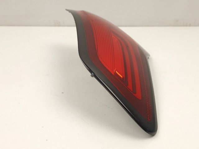 Lampa zespolona tylna prawa wewnętrzna Peugeot/Citroen 9808624780