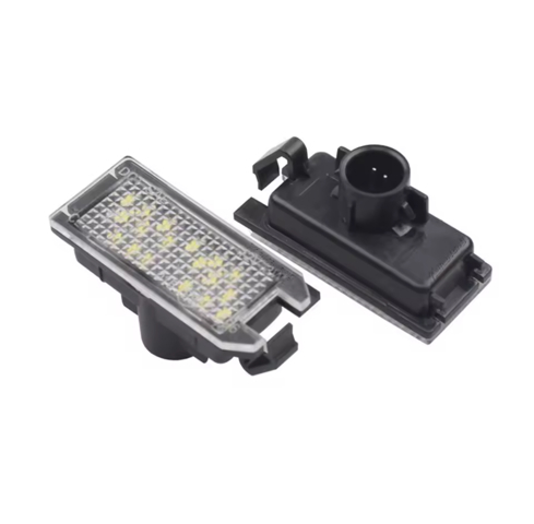 Lampa oświetlenia tylnej tablicy rejestracyjnej Chrysler 68228930AA cena, od 24,34 USD