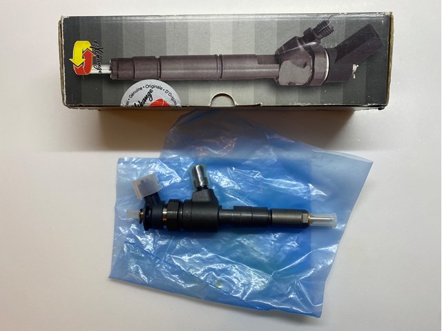 Do koszyka 0445110135 Peugeot/Citroen Wtryskiwacz paliwa