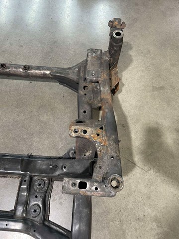 Korpus osi przedniej Land Rover HK835C145AG cena, od 677,86 USD