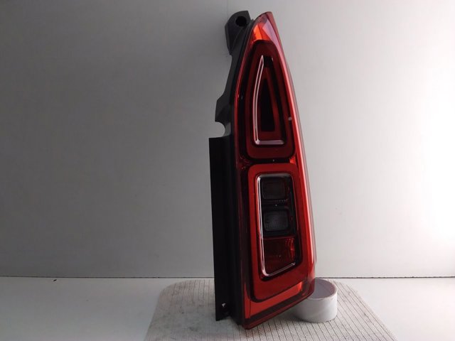 Lampa zespolona tylna prawa Peugeot/Citroen 9820555280