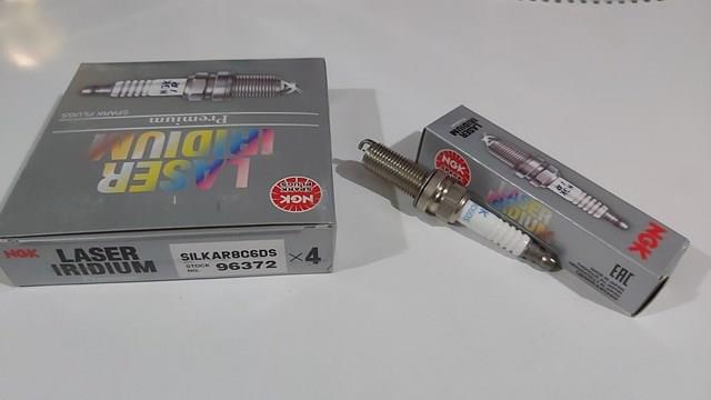 310235 Maserati Świeca zapłonowa