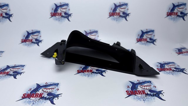 Deflektor przedniego zderzaka prawy LR095012 Land Rover